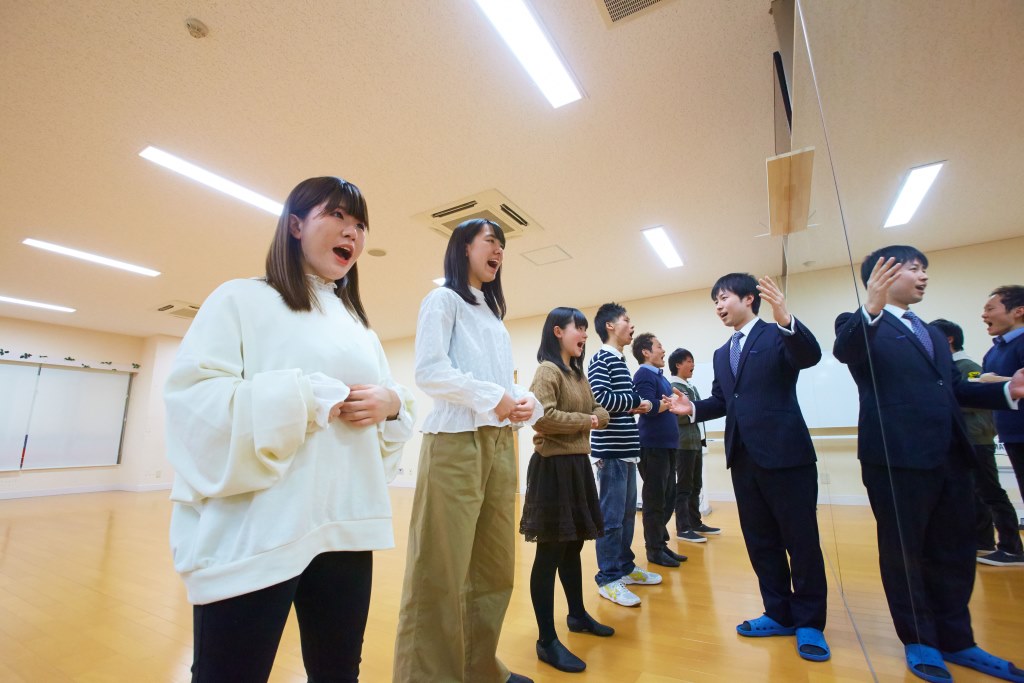 <br /><b>Warning</b>:  Illegal string offset 'label' in <b>/home/kawaharagakuen/www/ht_docs/web/minato/wp-content/themes/hospitality.kawahara.ac.jp/single-oc.php</b> on line <b>96</b><br /> ボイストレーニング体験レッスン