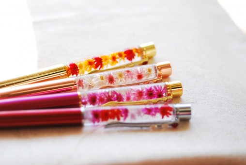 <br /><b>Warning</b>: Illegal string offset 'label' in <b>/home/kawaharagakuen/www/ht_docs/web/minato/wp-content/themes/hospitality.kawahara.ac.jp/single-oc.php</b> on line <b>96</b><br /> 必需品?!オリジナルボールペンを作ろう♡