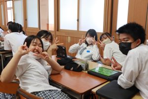 イメージ：松山商業高校へ出張授業！🚍