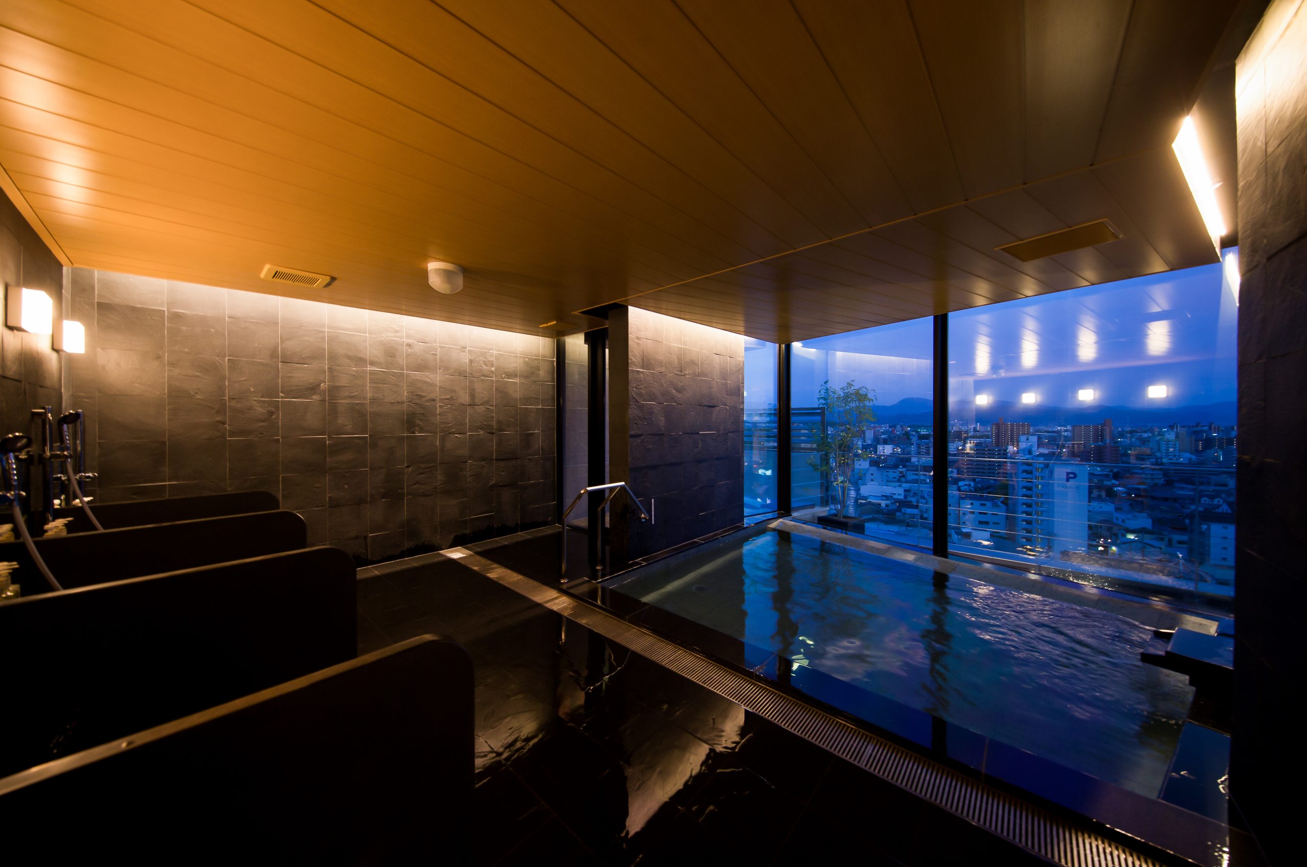 <br /><b>Warning</b>:  Illegal string offset 'label' in <b>/home/kawaharagakuen/www/ht_docs/web/minato/wp-content/themes/hospitality.kawahara.ac.jp/single-oc.php</b> on line <b>96</b><br /> 【締め切りしました】【SP】ホテルを見に行こう♡