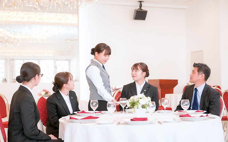 ブライダル・ホテル科 ホテルスタッフ体験♪