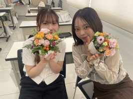 イメージ：【ブライダル・ホテル科】ブライダルコース🌹フラワーアレンジメント実習✨