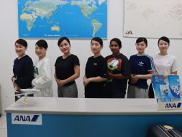 イメージ：【エアライン・観光科】1年生「リクルートメイク」講座💄